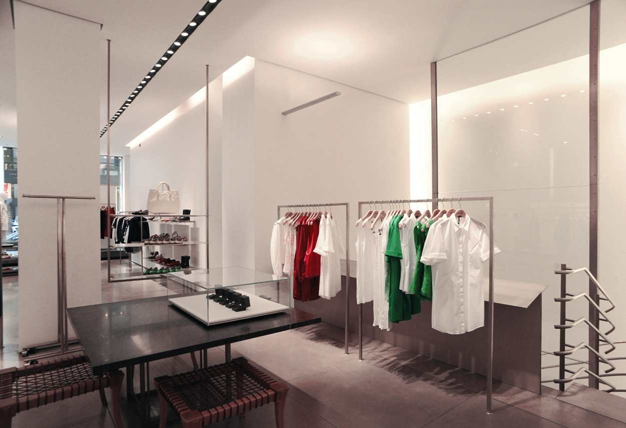 jIL sANDER sHOW ROOM